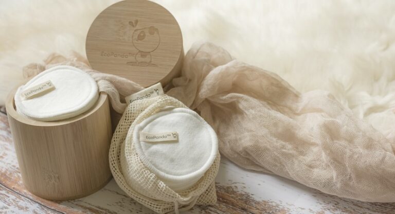 Read more about the article 13 Top Reusable Cotton Rounds and DIY Makeup Removing Pads