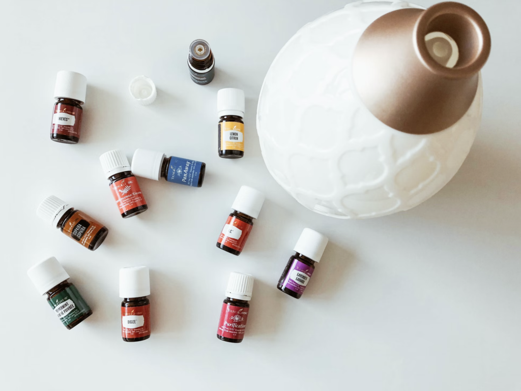 set of essential oils with diffuser